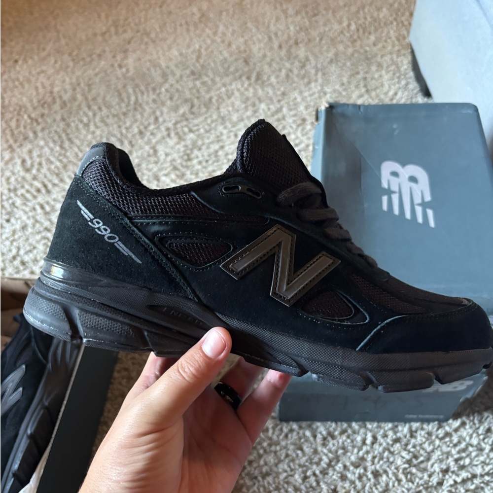 New Balance 990 triple black